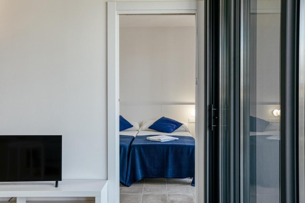 Pelosa Apartment Roses Kültér fotó